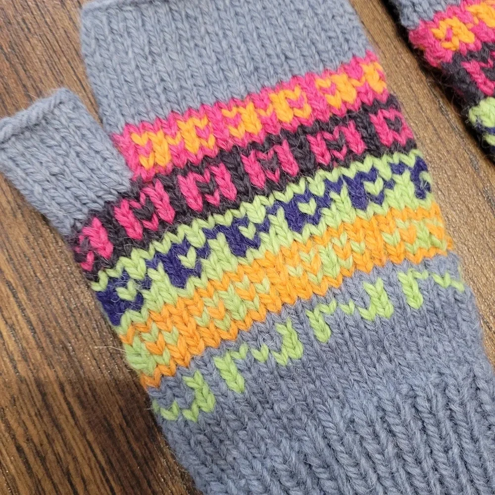 Artesania Blue Geometric Print 100% Alpaca Wool Knit Fingerless Mittens